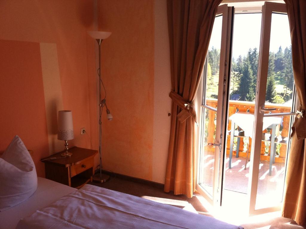 Baeckeralm - B&B 16 + Mittenwald Pokoj fotografie